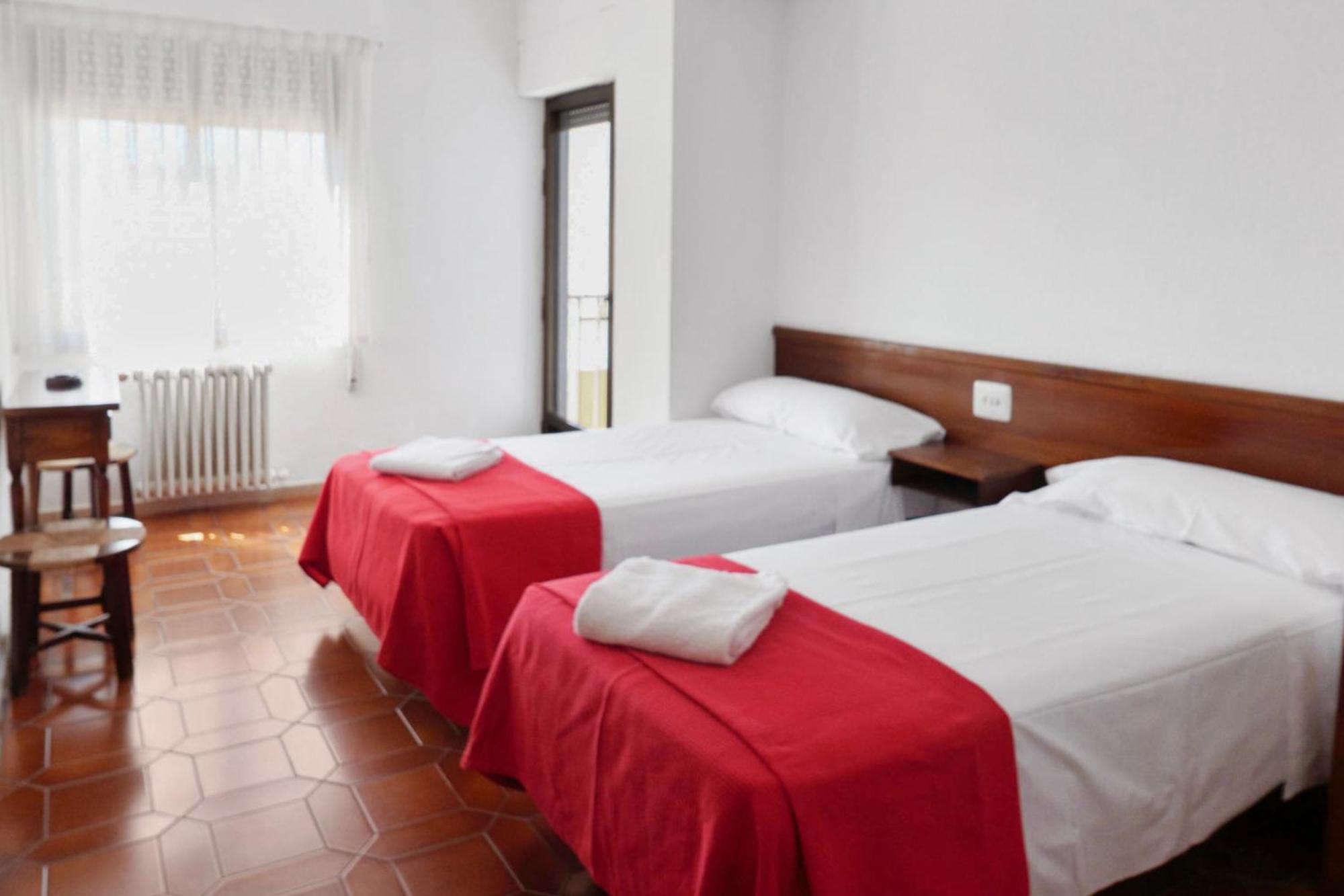 Hostal La Torre Benicàssim Extérieur photo